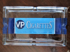 Scrumiera de colectie, sticla masiva: Marca VP Cigarettes - 700g foto