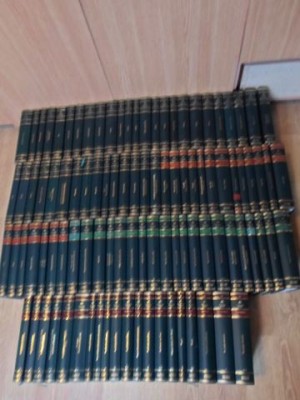 COLECTIA BIBLIOTECA ADEVARUL. 100 DE OPERE ESENTIALE (100 DE VOLUME - COMPLETA)-COLECTIV-272511 foto
