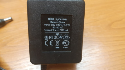 ALIMENTATOR BRAUN 5 606 / MN la 12V- 125 mA , FUNCTIONEAZA. foto