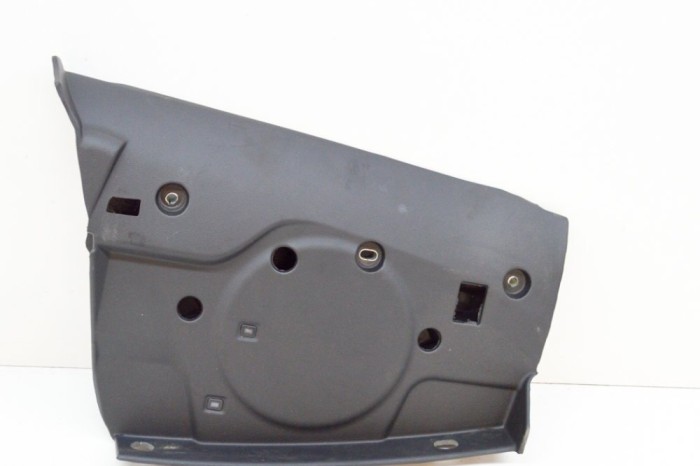 Ornament inferior planșa de bord MASERATI QUATTROPORTE VI 2014 13695876