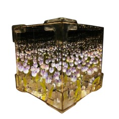 KIT Constructie DIY Cub Magic cu Flori 3D Innovium&trade;, Efect Holografic , Iluminare LED Ambientala, Set Complet 21 Lalele Violet, Display 3D Premium