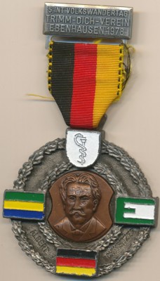 Medalie / Decoratie Albert Schweitzer. Laureat al Premiului Nobel. foto