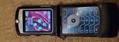 Telefon colectie Clapeta Motorola RAZR V3 Black/Rose liber retea Livrare gratuita!