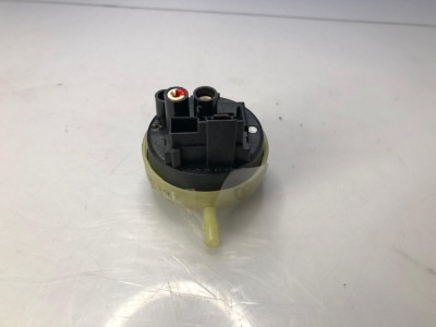 Presostat masina de spalat cu uscator Indesit WIDXL 126 /C82 foto