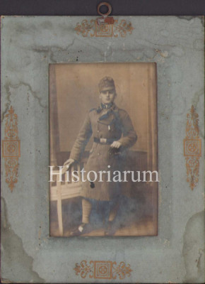 HST P2/548 Poză militar austro-ungar cu baionetă și șnur + ramă de epocă foto