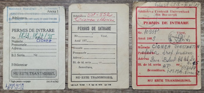 Lot 3 permise de intrare la biblioteca