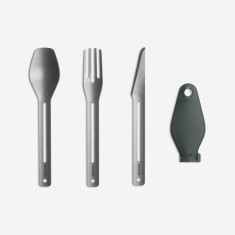 Set 3 tac&acirc;muri de inox (lingură, furculiță, cuțit) +cutie de depozitare drumeție