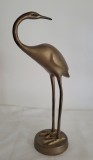 Statueta vintage , art deco, cocor din alama, inaltime 33 cm