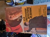 Detectivul &icirc;n sutana vintage