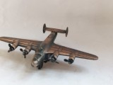 bnk jc Avion metalic - B-24 Liberator - ascutitoare - metalica