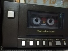 Casetofon Deck Tehnics M205