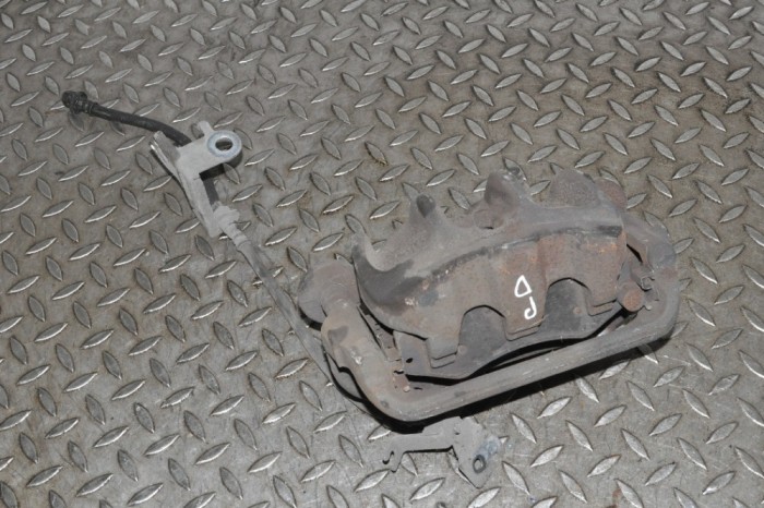Etrier de fr&acirc;nă dreapta față LAND ROVER RANGE ROVER SPORT II L494 2014 11606172
