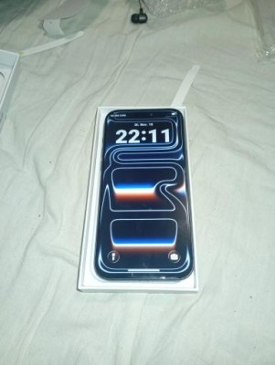 Vand iPhone 17 Pro max 512 GB FULL BOX foto