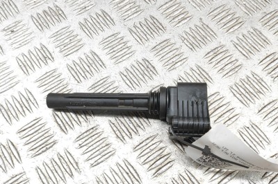 Bobina de inducție de &amp;icirc;naltă tensiune VW GOLF VII 5G1, BQ1, BE1, BE2 2016 OEM: 06J905110G,0040102009 31046415 foto