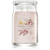Yankee Candle Pink Cherry &amp; Vanilla lum&acirc;nare parfumată Signature 567 g