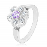 Inel de culoare argintie, floare transparentă strălucitoare cu centru violet deschis - Marime inel: 52