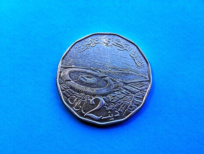 2 Dinars 2013 Tunisia-in realitate arata bine