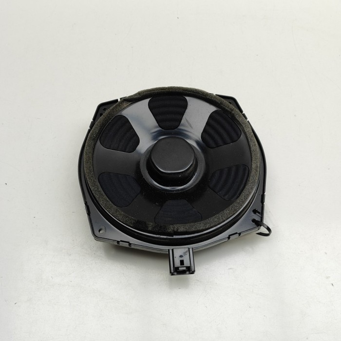 Difuzor ușă st&acirc;nga față LAND ROVER RANGE ROVER SPORT II L494 2017 OEM: DPLA-18808-DB 32748904