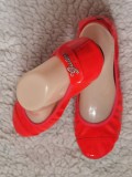 BALERINI DAMA LAC CORAI NEON FIRMA GUESS OPINCUTE FEMEI PIELE NATURALA
