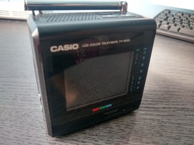 MINI TV DE COLECTIE CASIO TV-6500 DIN ANUL 1989 DEFECT.CITITI CU ATENTIE ANUNTUL foto