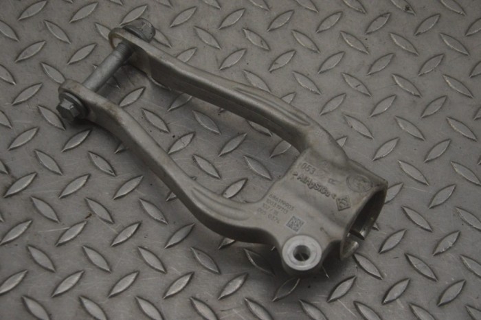 Braț inferior st&acirc;nga față BMW 8 Coupe G15, F92 2018 OEM: 6861199 23995324
