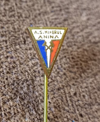 Insigna fotbal - &amp;quot;MINERUL&amp;quot; ANINA foto