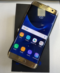 Vand Samsung Galaxy S6 Edge Gold foto
