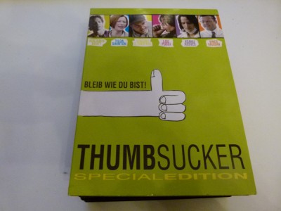 Thumbsucker , c100 foto