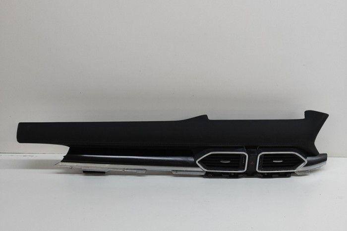 Gura de ventilație planșa de bord MAZDA CX-5 KF 2022 OEM: KLL9-60371 | 30292659