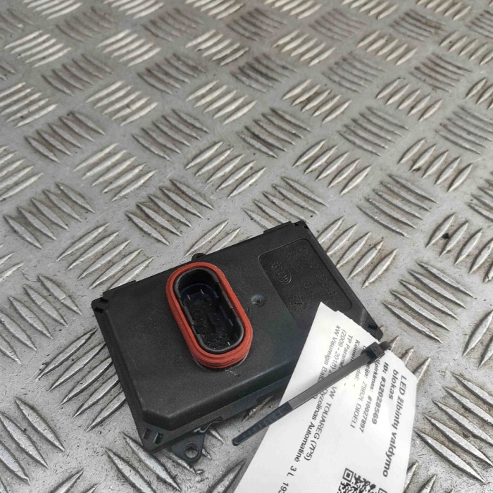 Unitate de control lumini LED VW TOUAREG 7P5 2017 OEM: 8U0941329 32028569