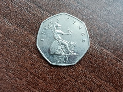 M3 C50 - Moneda foarte veche - Anglia - fifty pence - 2007 foto