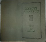 Nichita STANESCU "Clar de Inima / Editia I / Poezii" brosata, cu supracoprta / 276 pg. 20,5 cm x 19 cm x 2 cm Stare! / Editura JUNIMEA 1973 Iasi RARA