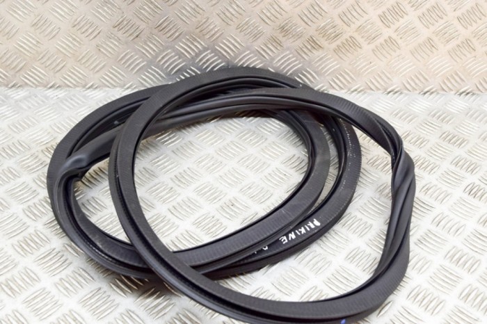 Garnitura ușă st&acirc;nga față VW ID.3 E11 2022 OEM: 10A867911D | 21215119