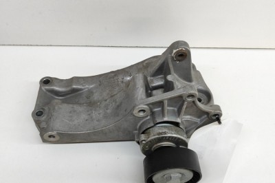 Suport alternator VW GOLF V 1K1 2004 OEM: 030145169H 24257547 foto