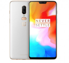 Oneplus 6 4G Smartphone White - PLUG foto