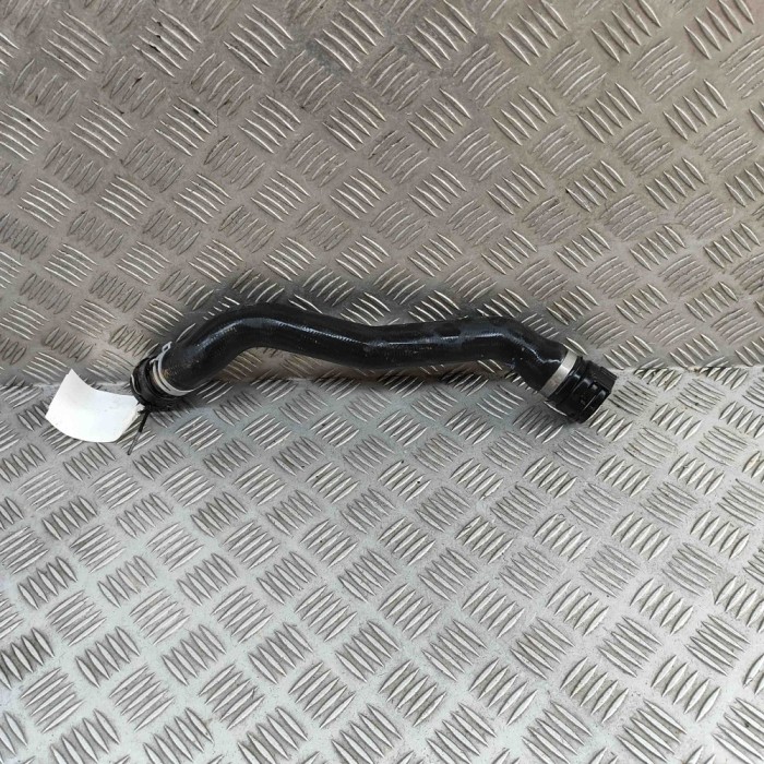 Furtun de lichid de răcire AUDI A5 Avant 2024 OEM: 8B3122101C 31880073