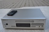 Cd player Onkyo Integra DX 7711 cu Telecomanda