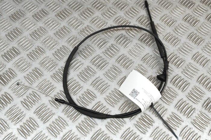 Cablu &icirc;ncuietoare capota BMW i4 G26 2023 OEM: 7419389 23821059