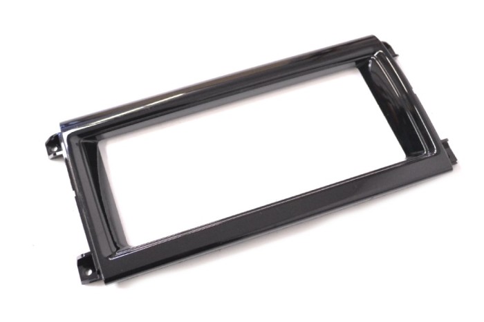 Ornament capac ecran navigație LAND ROVER DISCOVERY V L462 2019 OEM: HY32-047A04-A 11734524