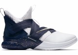 Ghete baschet LeBron Soldier 12 - marimea 46 - stare impecabila