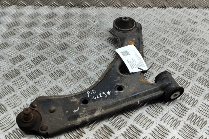 Braț inferior dreapta față OPEL CORSA E 2019 OEM: 13426553R 23871151