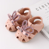 Sandalute roz pudra pentru fetite - Urechiuse din strasuri (Marime Disponibila: