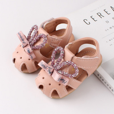 Sandalute roz pudra pentru fetite - Urechiuse din strasuri (Marime Disponibila: foto