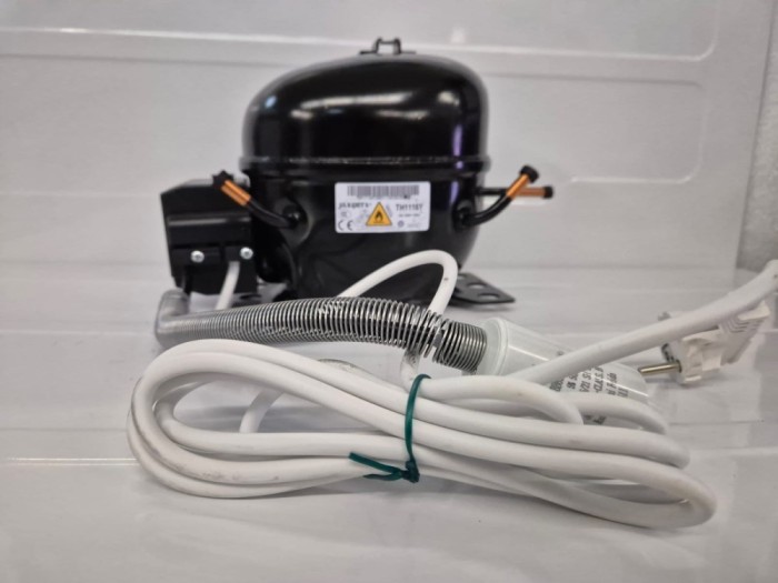 Compresor , motor frigider Vestel TH1116Y releu start , R600 / N4