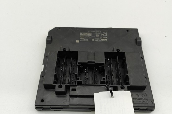 Modul de confort SKODA KAROQ NU7 2024 OEM: 5Q0937084EB,A3C07348305 | 31846517