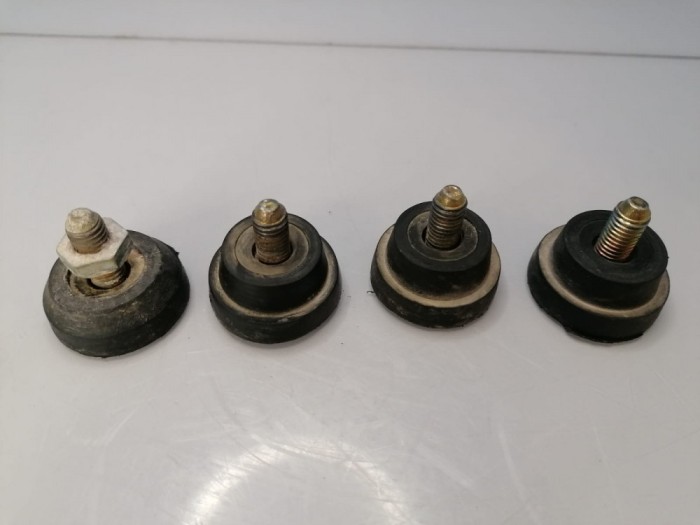 Set 4 picioare reglabile masina de spalat Whirlpool , seriile FL / C73