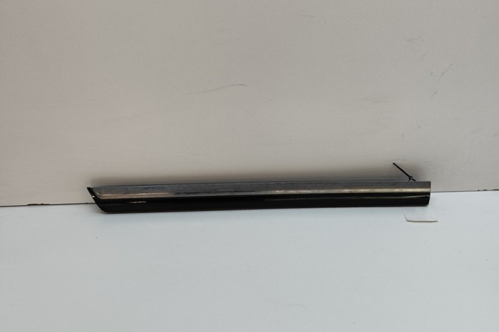 Bandou inferior ușă dreapta spate VW PASSAT Variant B7 365 2014 OEM: 3AA854950A 30781442