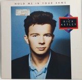 Rick Astley &lrm;&ndash; Hold Me In Your Arms NM / NM vinil LP disc synth pop RCA Europa 1988