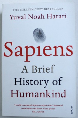 SAPIENS - A BRIEF HISTORY OF HUMANKIND by YUVAL NOAH HARARI , 2014 foto
