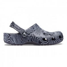 Saboti Crocs Classic Topographic Clog Albastru - Deep Navy/Multi